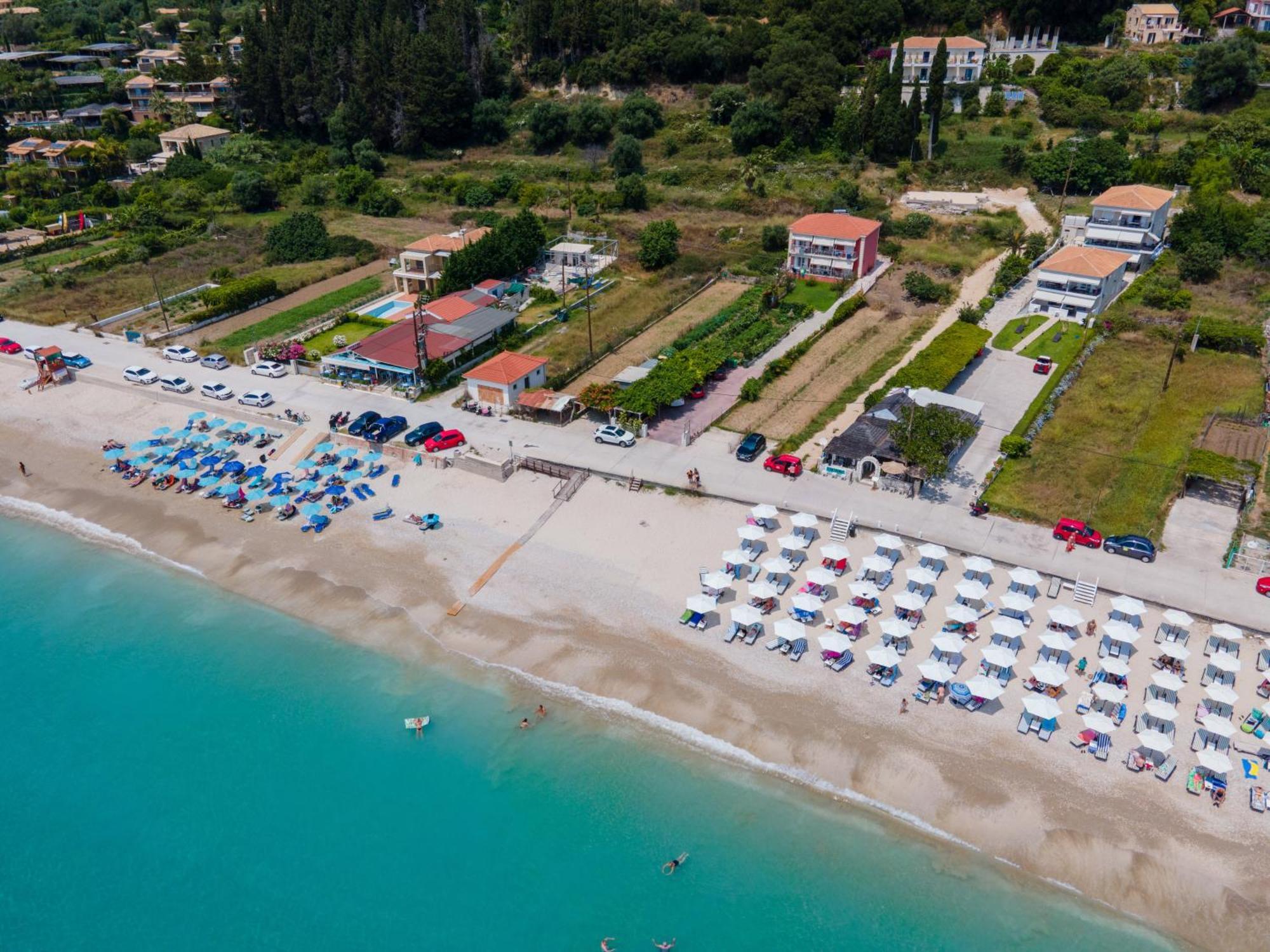 Diona Studios Лурдата Экстерьер фото