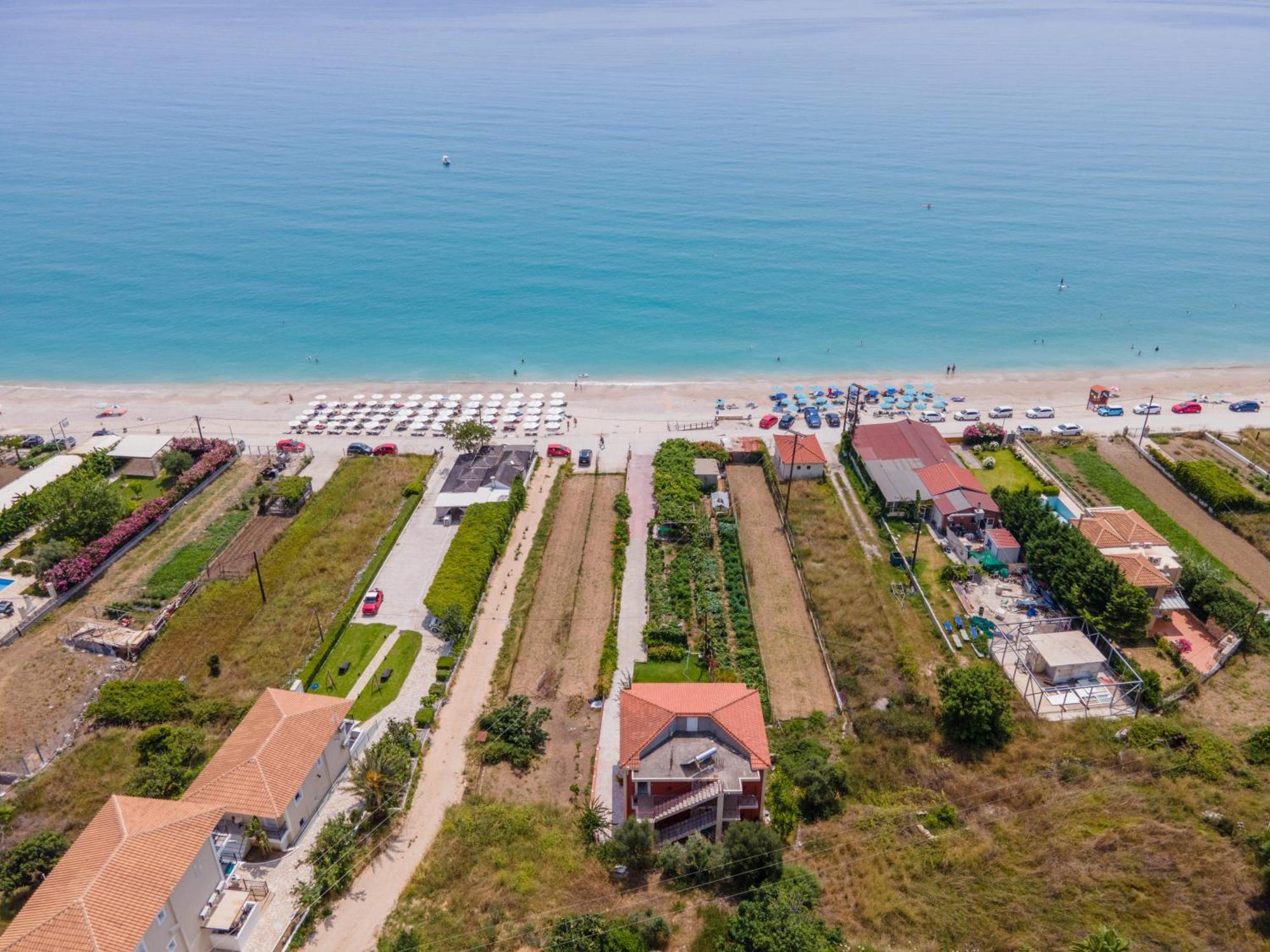 Diona Studios Лурдата Экстерьер фото